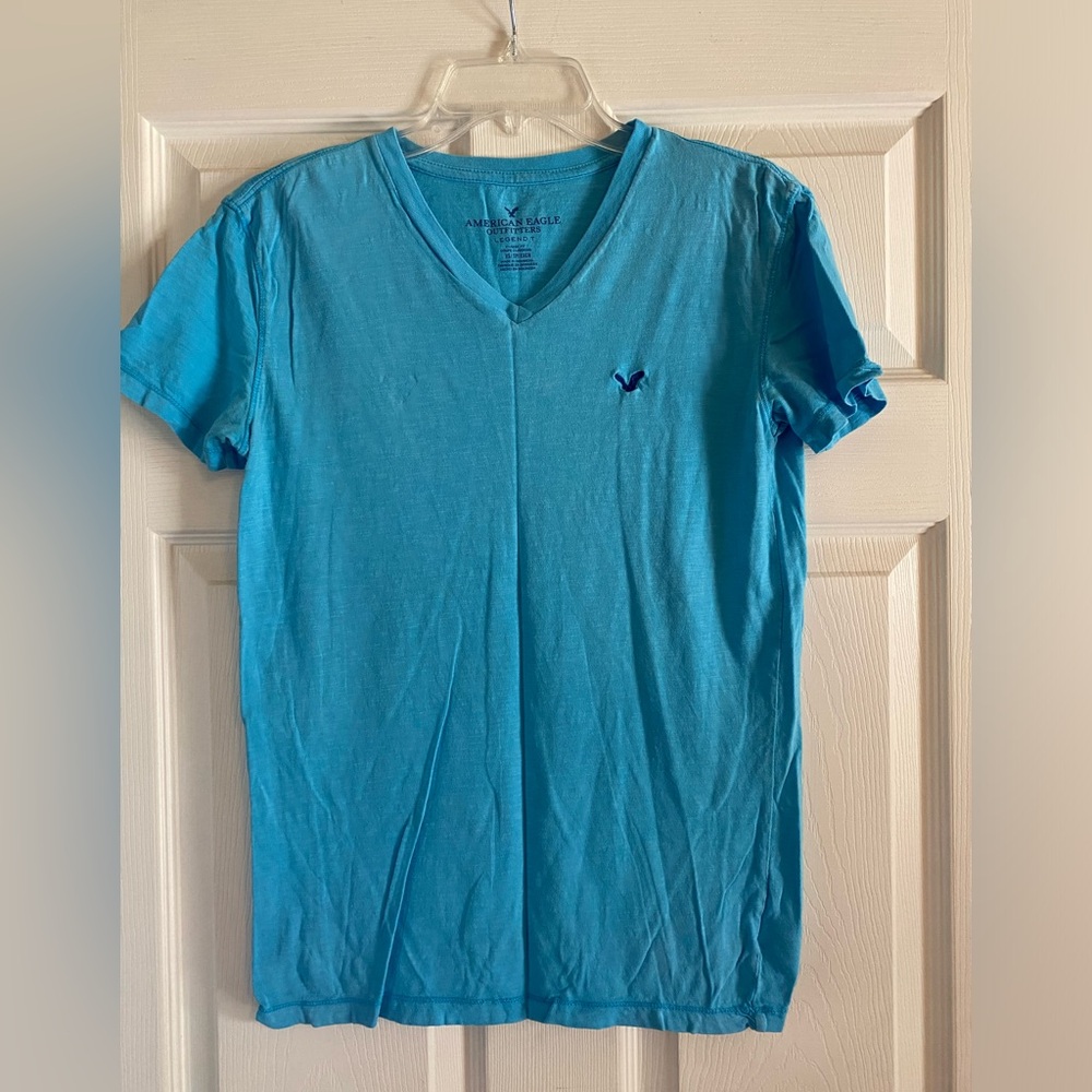 American Eagle shirt